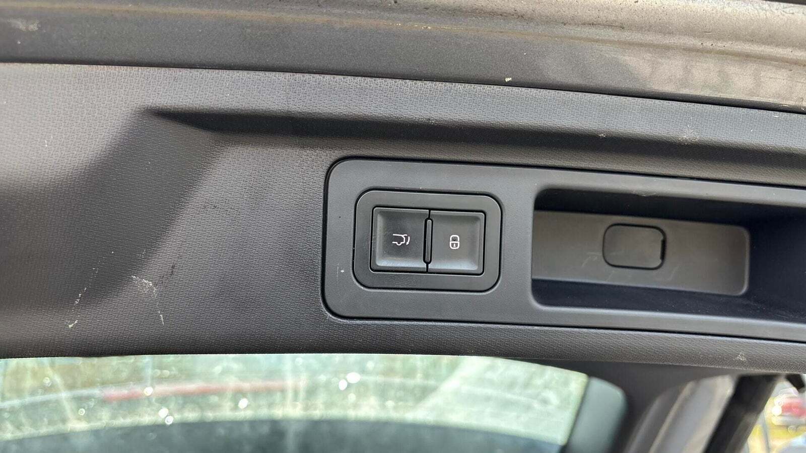 Grå BYD Atto 3 fra 2023