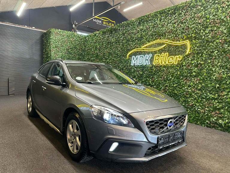 Volvo V40 CC 1,6 D2 115 Momentum