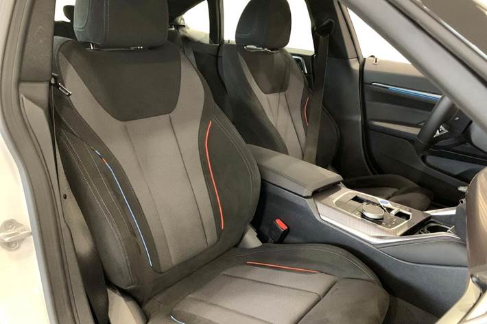 undefined BMW i4 fra 2025