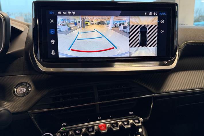 Sort Peugeot e-2008 fra 2025