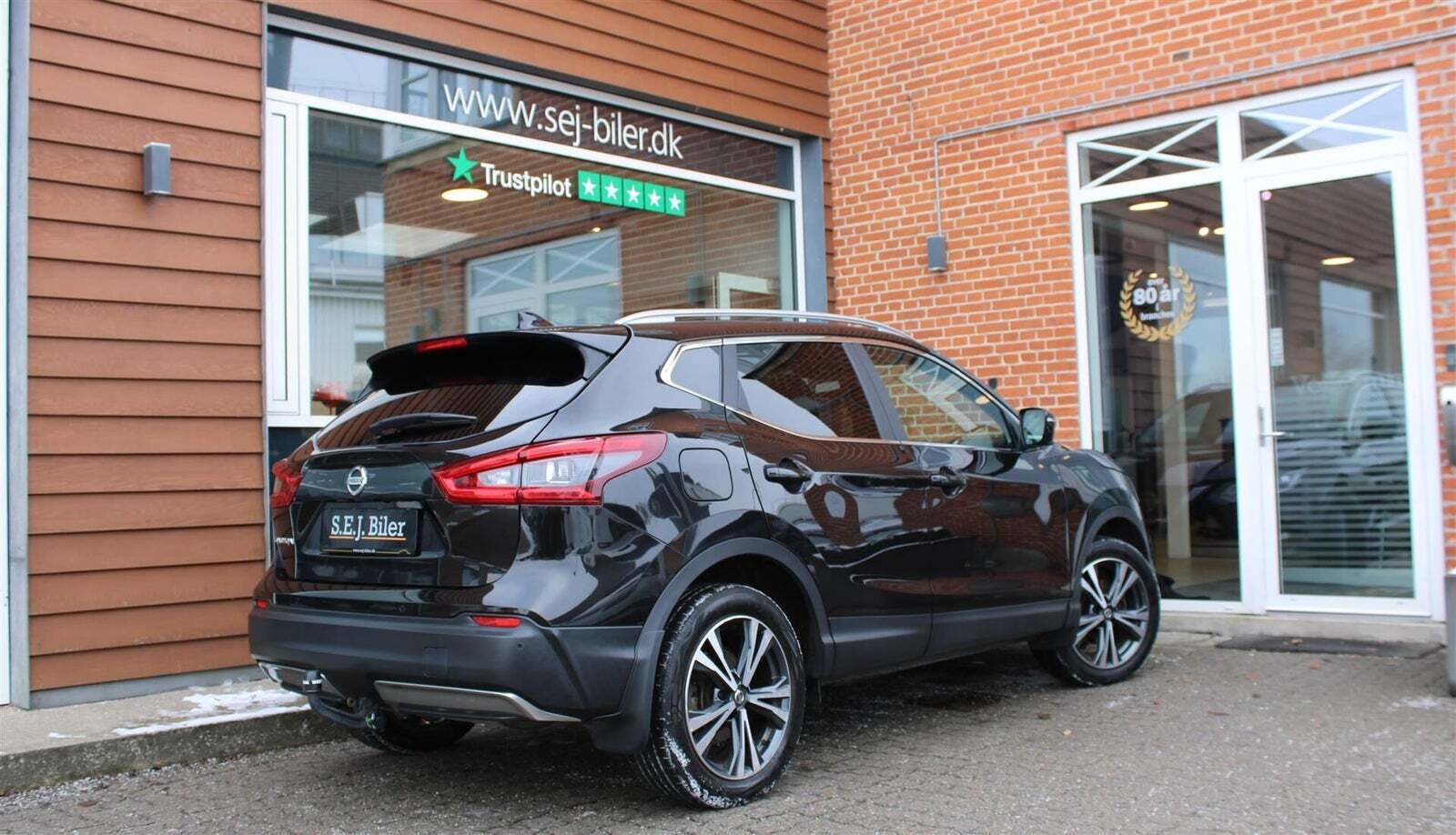 Sort Nissan Qashqai fra 2018