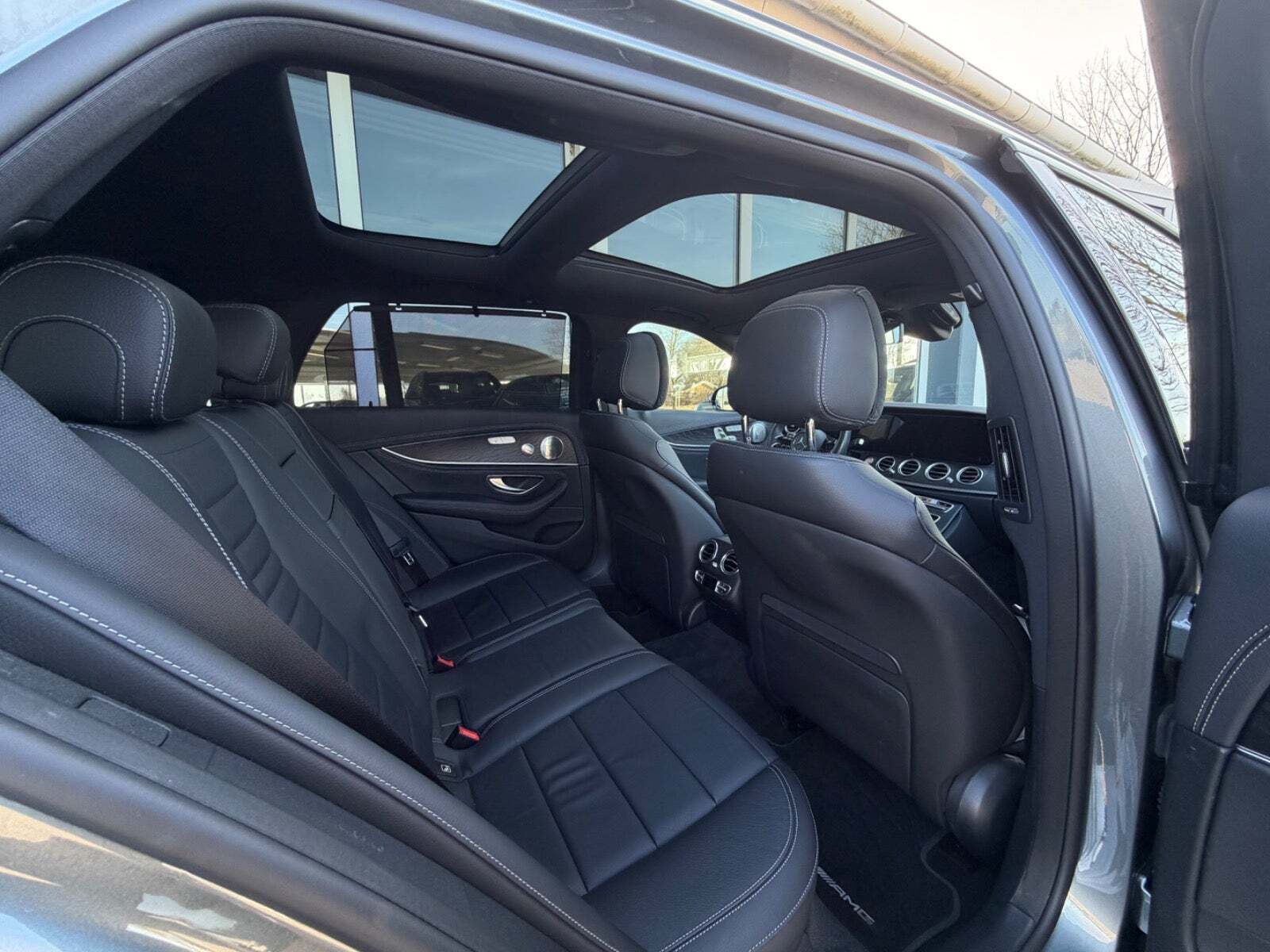 Mercedes E300 de 2,0 stc. aut. 4Matic