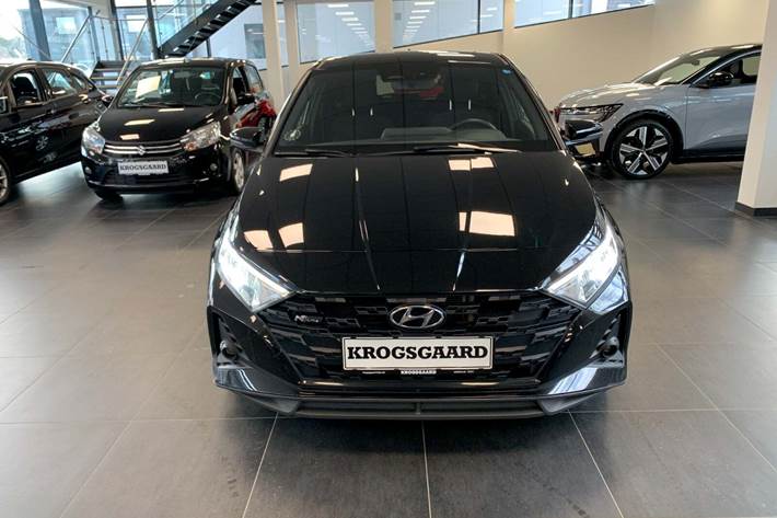Sort Hyundai i20 fra 2022