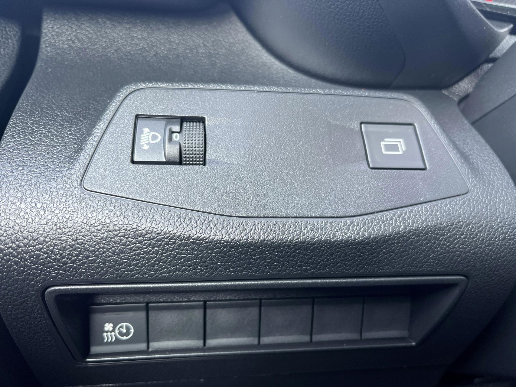 Hvid Toyota Proace City Electric fra 2025