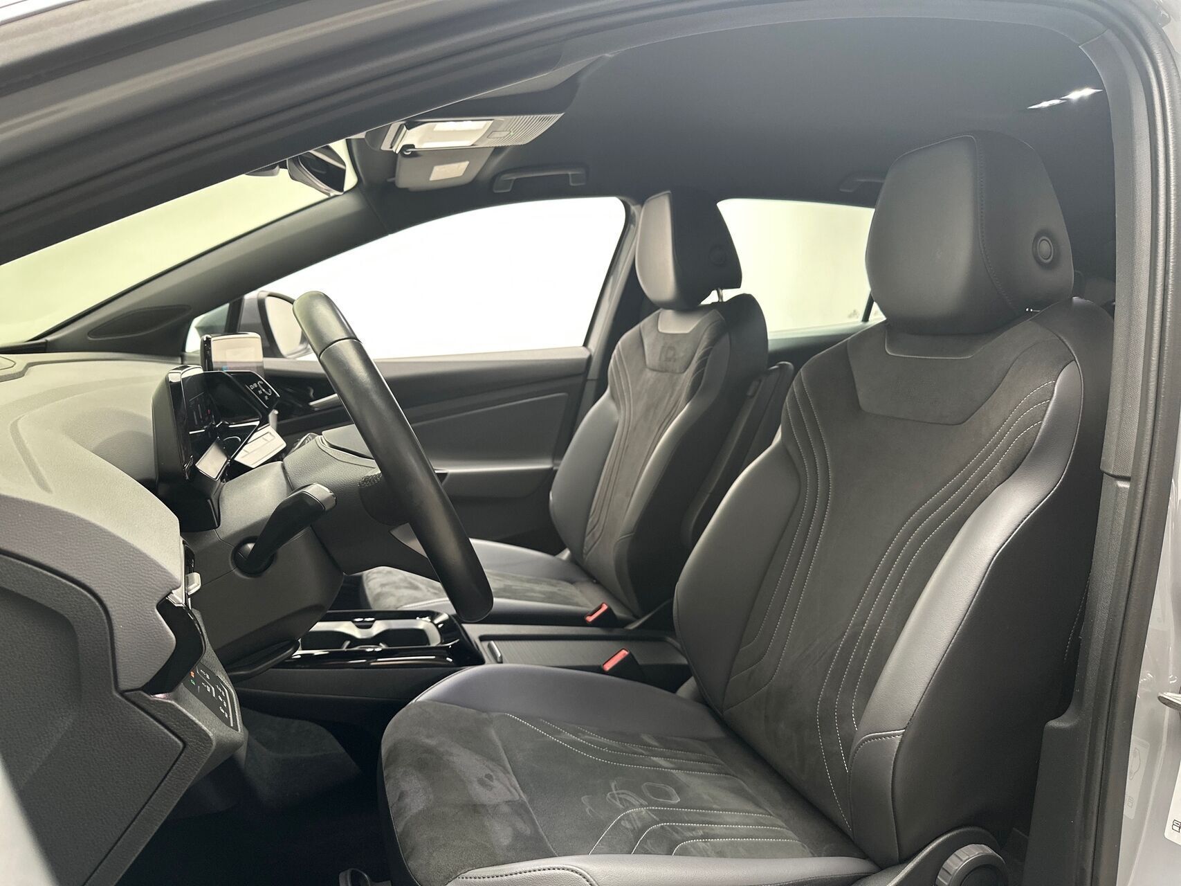 Grå VW ID.4 fra 2022