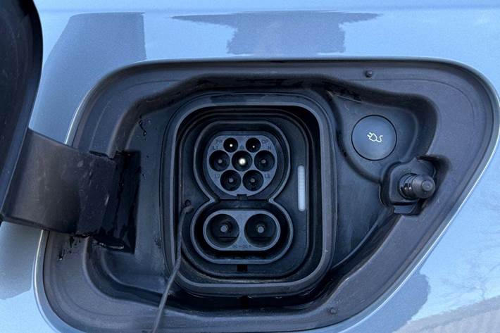 Grå Polestar 2 fra 2021