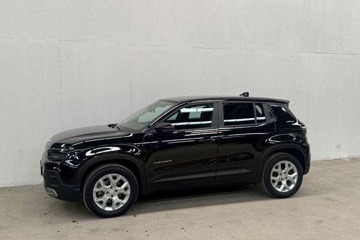 Sort Jeep Avenger fra 2024