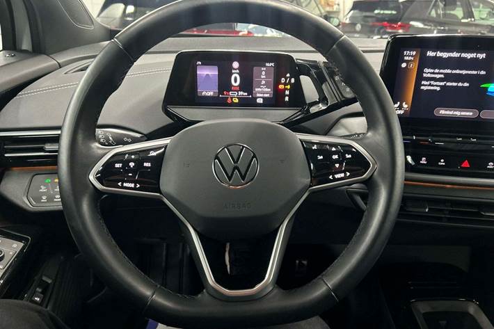 Hvid VW ID.4 fra 2023