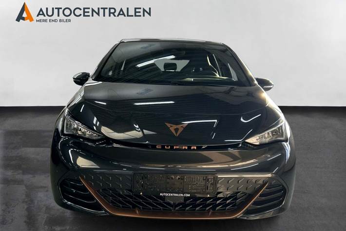 Grå Cupra Born fra 2022
