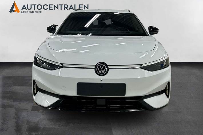 Hvid VW ID.7 fra 2025