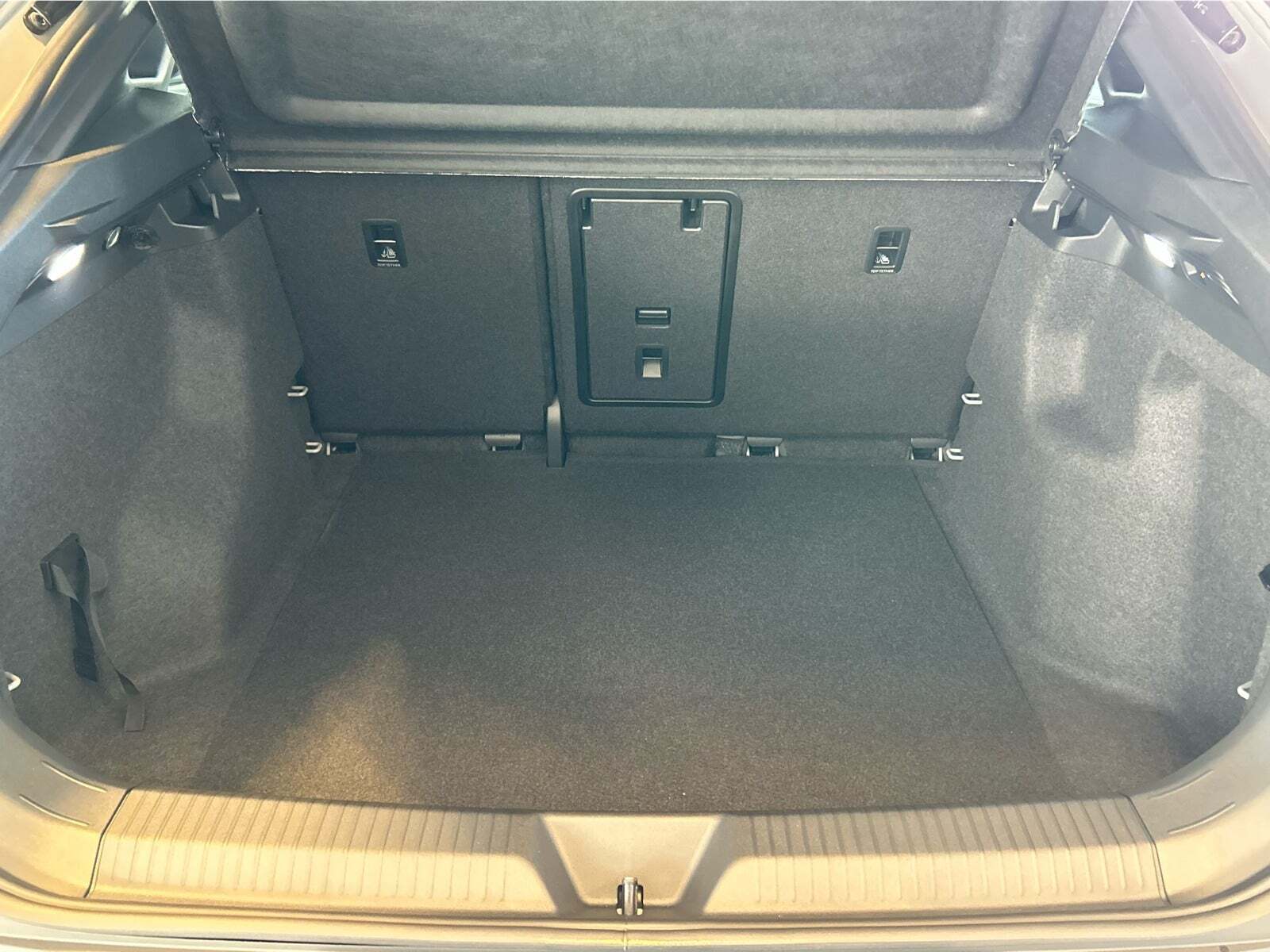 Grå VW ID.5 fra 2025