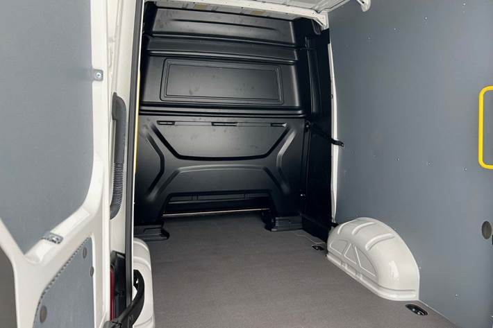 undefined VW Crafter 35 fra 2025