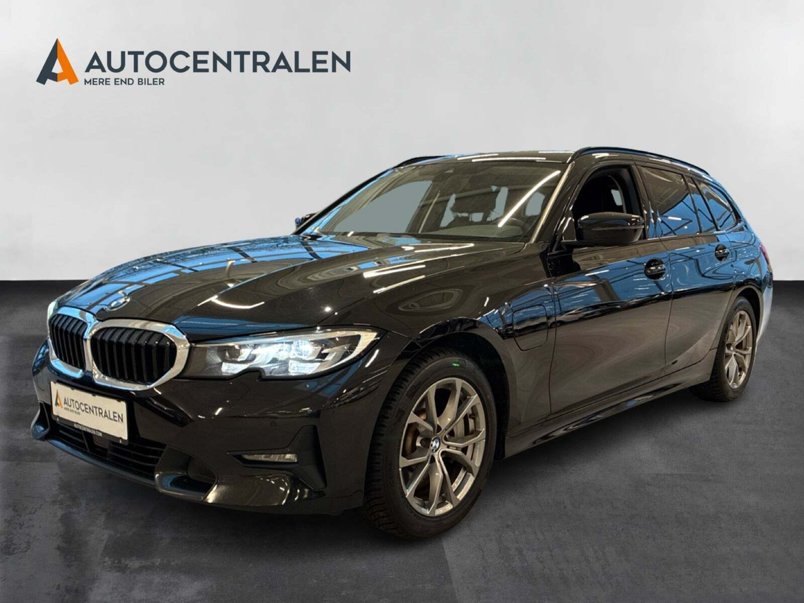 BMW 330e 2,0 Touring Sport Line aut.