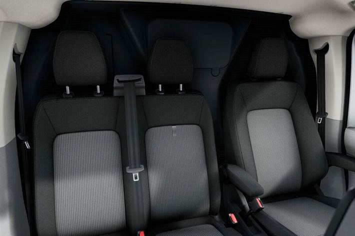 Hvid VW e-Transporter fra 2025