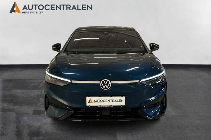 Blå VW ID.7 fra 2024
