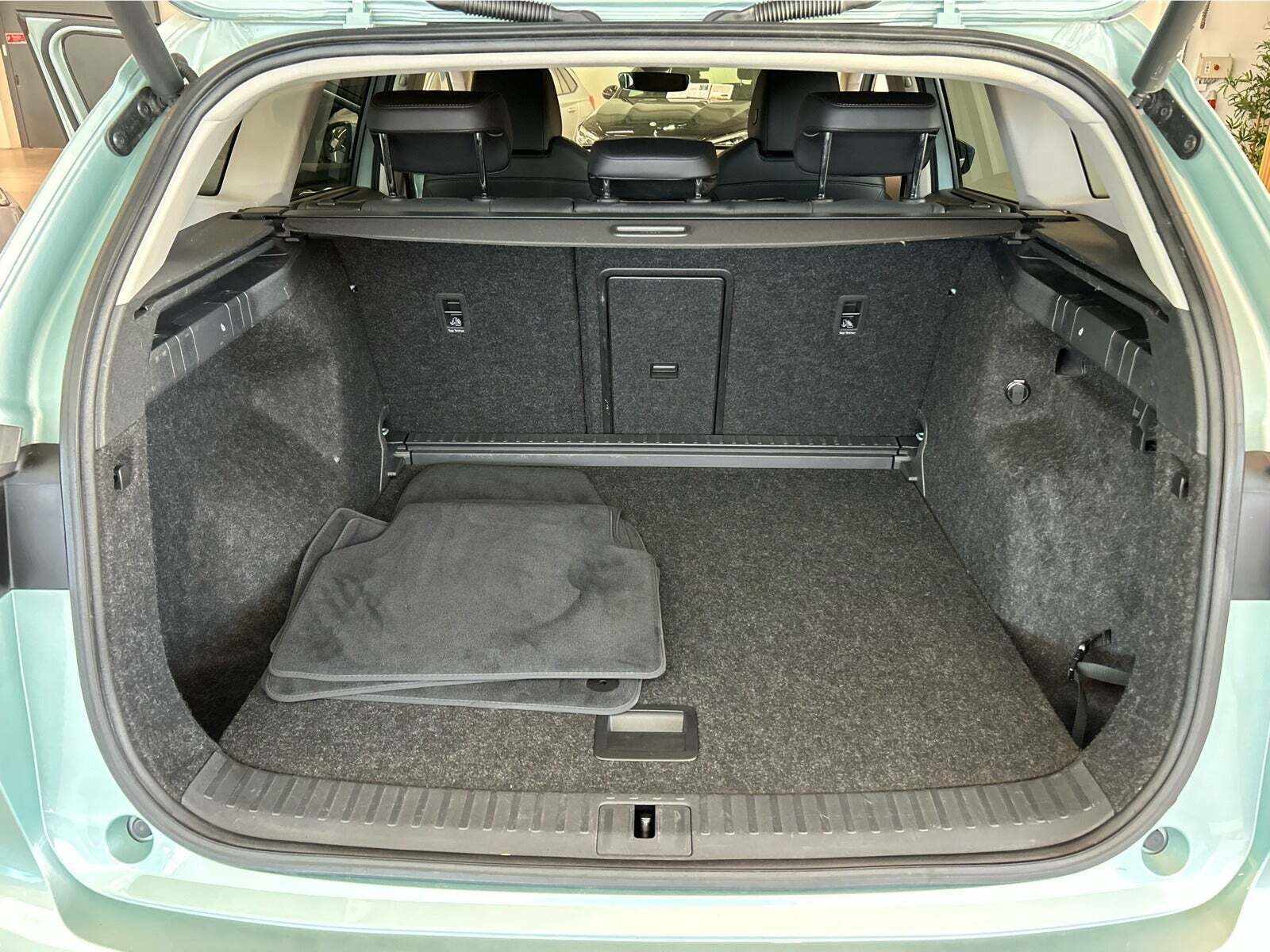 Sølv Skoda Enyaq fra 2021