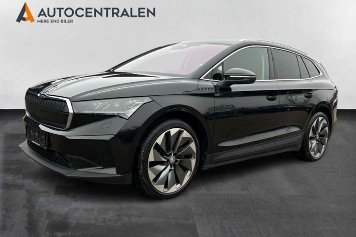 Sort Skoda Enyaq fra 2021 set udefra