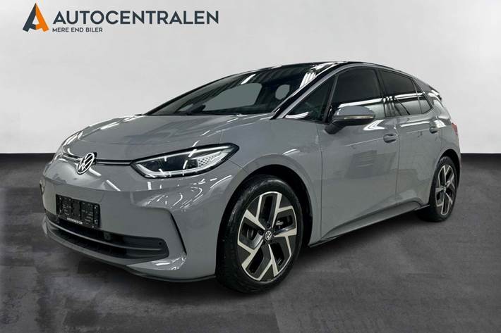 Grå VW ID.3 fra 2023 set udefra