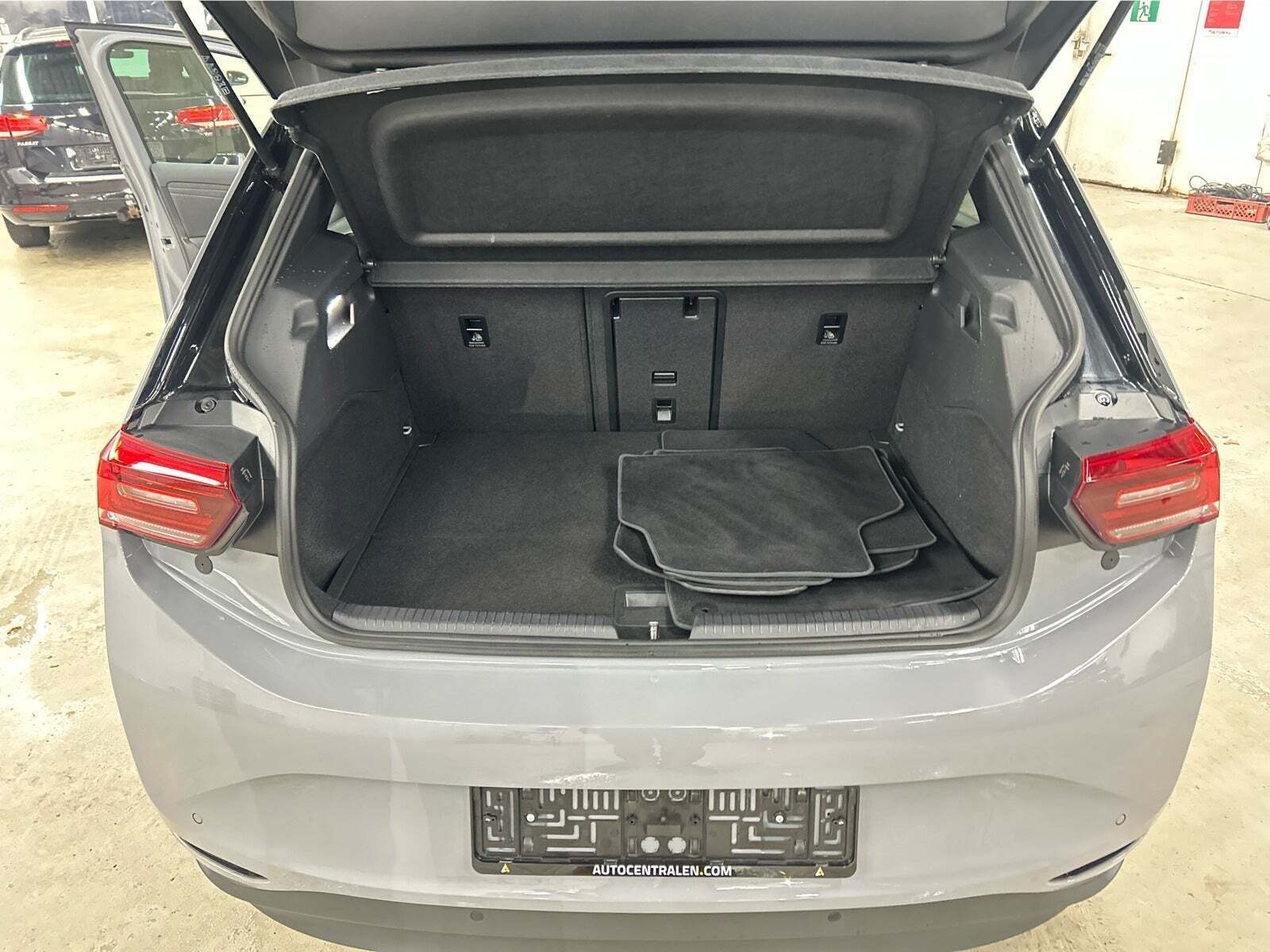 Grå VW ID.3 fra 2023