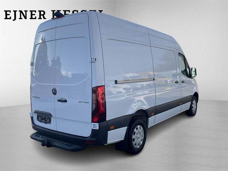 Mercedes Sprinter 317 2,0 CDi A2 Kassevogn aut. RWD