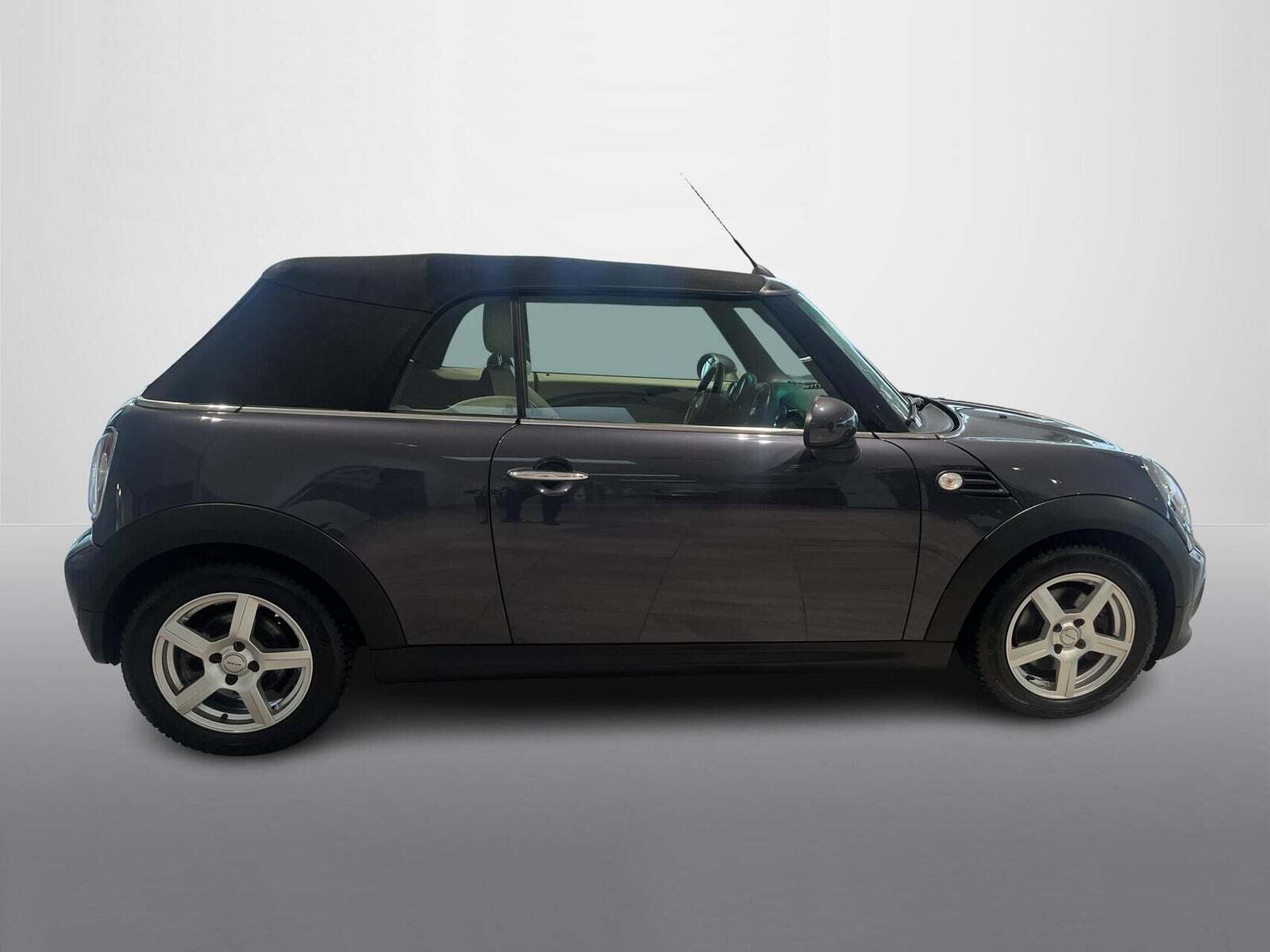 Beige Mini Cooper fra 2012