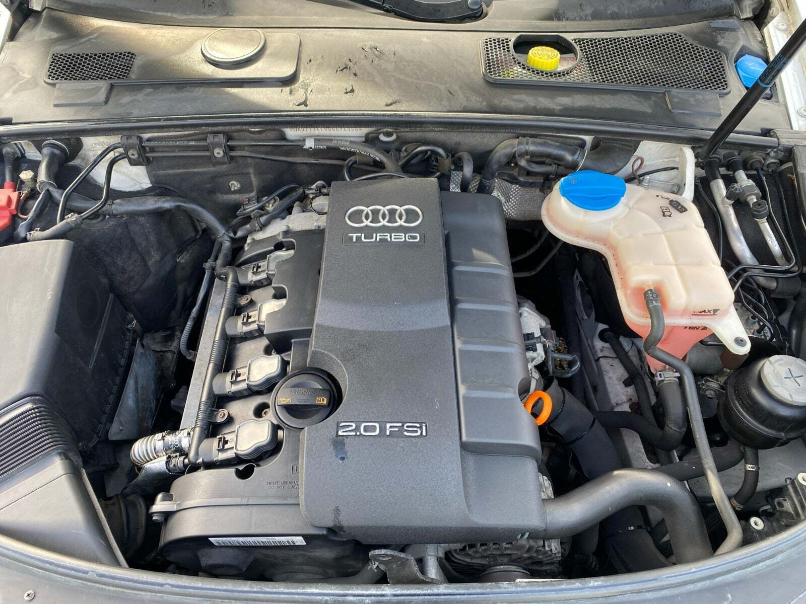 Hvid Audi A6 fra 2011
