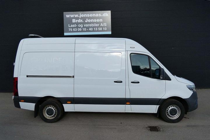 Hvid Mercedes Sprinter 316 fra 2020