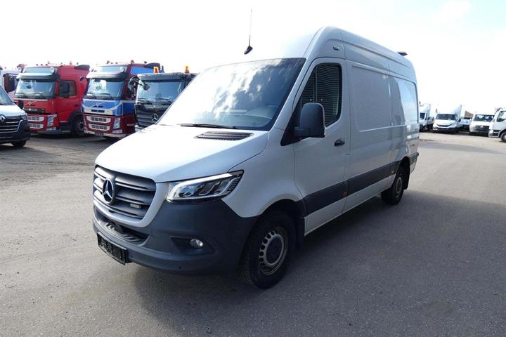 Hvid Mercedes Sprinter 316 fra 2020