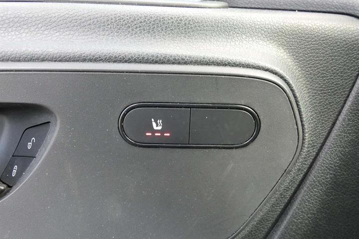 Hvid Mercedes Sprinter 316 fra 2020