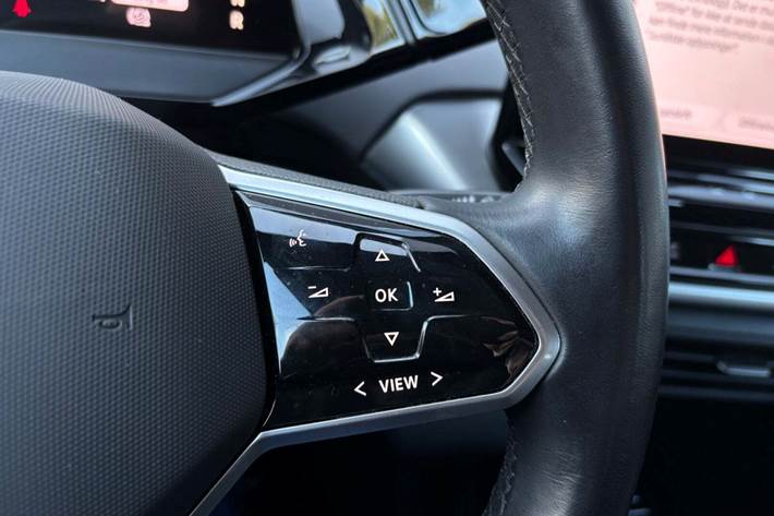 Hvid VW ID.4 fra 2023