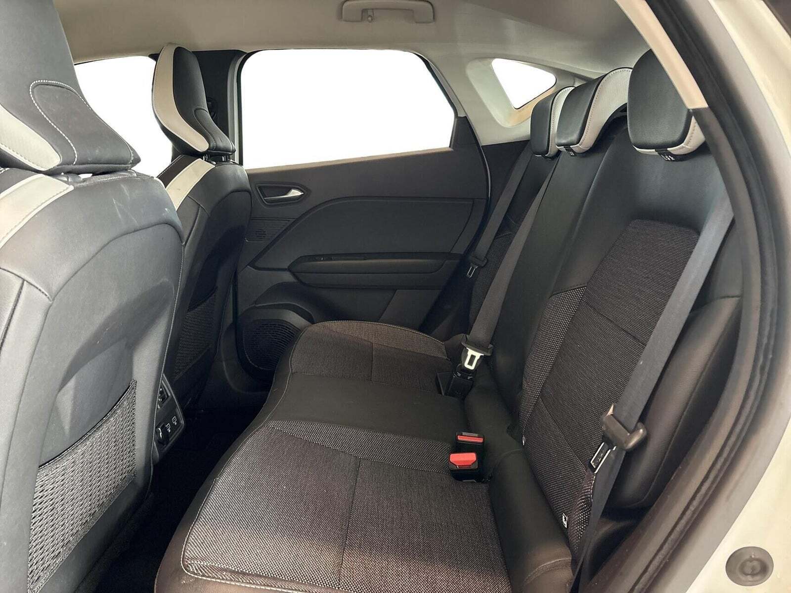 Renault Captur 1,3 TCe 140 Intens EDC