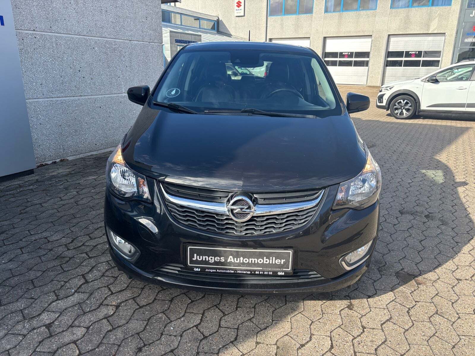 Sort Opel Karl fra 2016