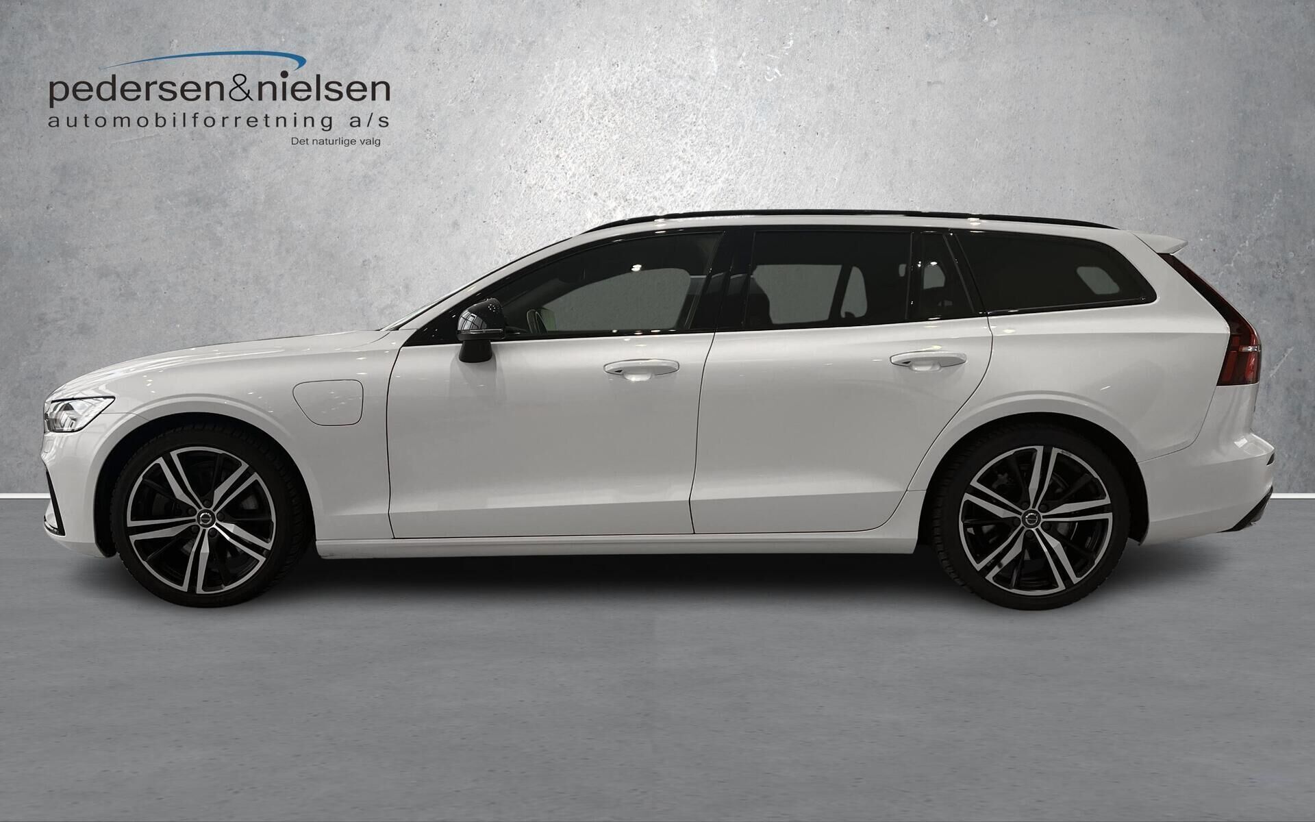 Volvo V60 2,0 T6 Recharge  Plugin-hybrid R-design 340HK Stc 8g Aut.