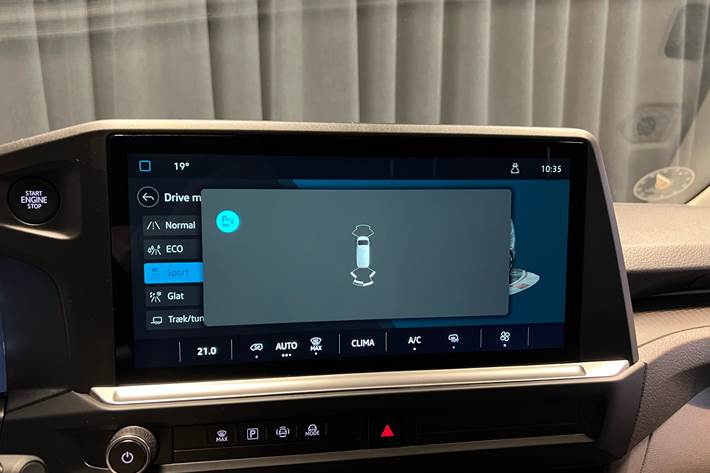 Hvid VW e-Transporter fra 2025