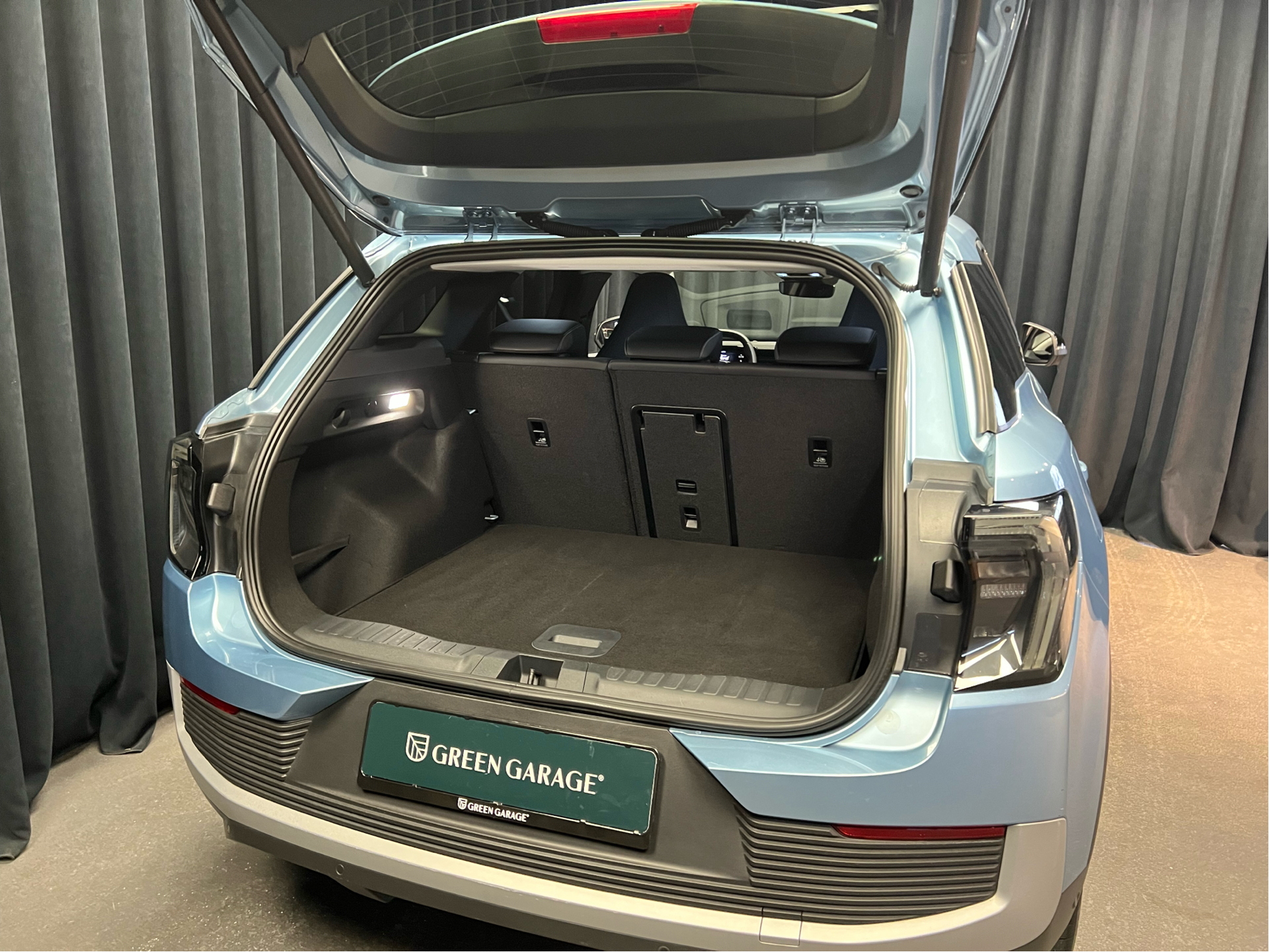 Ford Explorer EL UR Premium RWD 286HK 5d Aut.