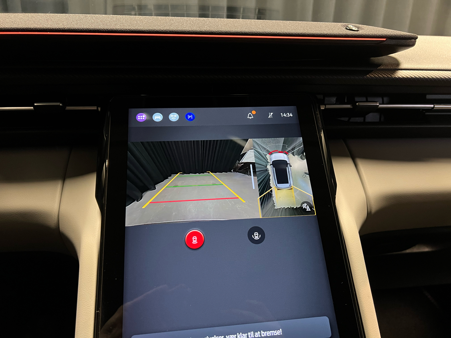 Blå Ford Explorer fra 2025