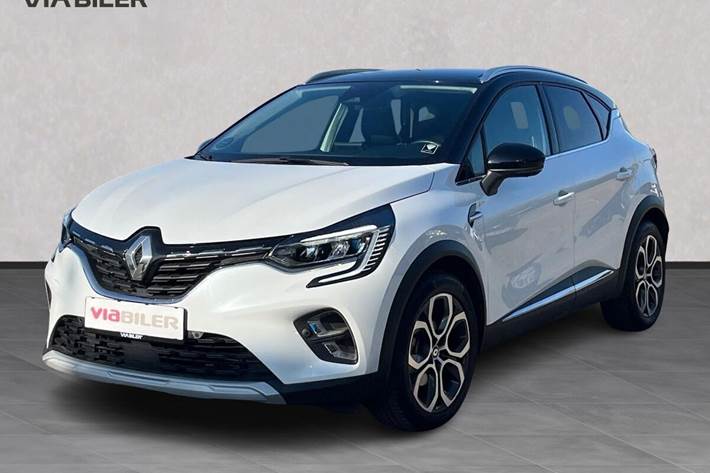 Hvid Renault Captur fra 2022 set udefra