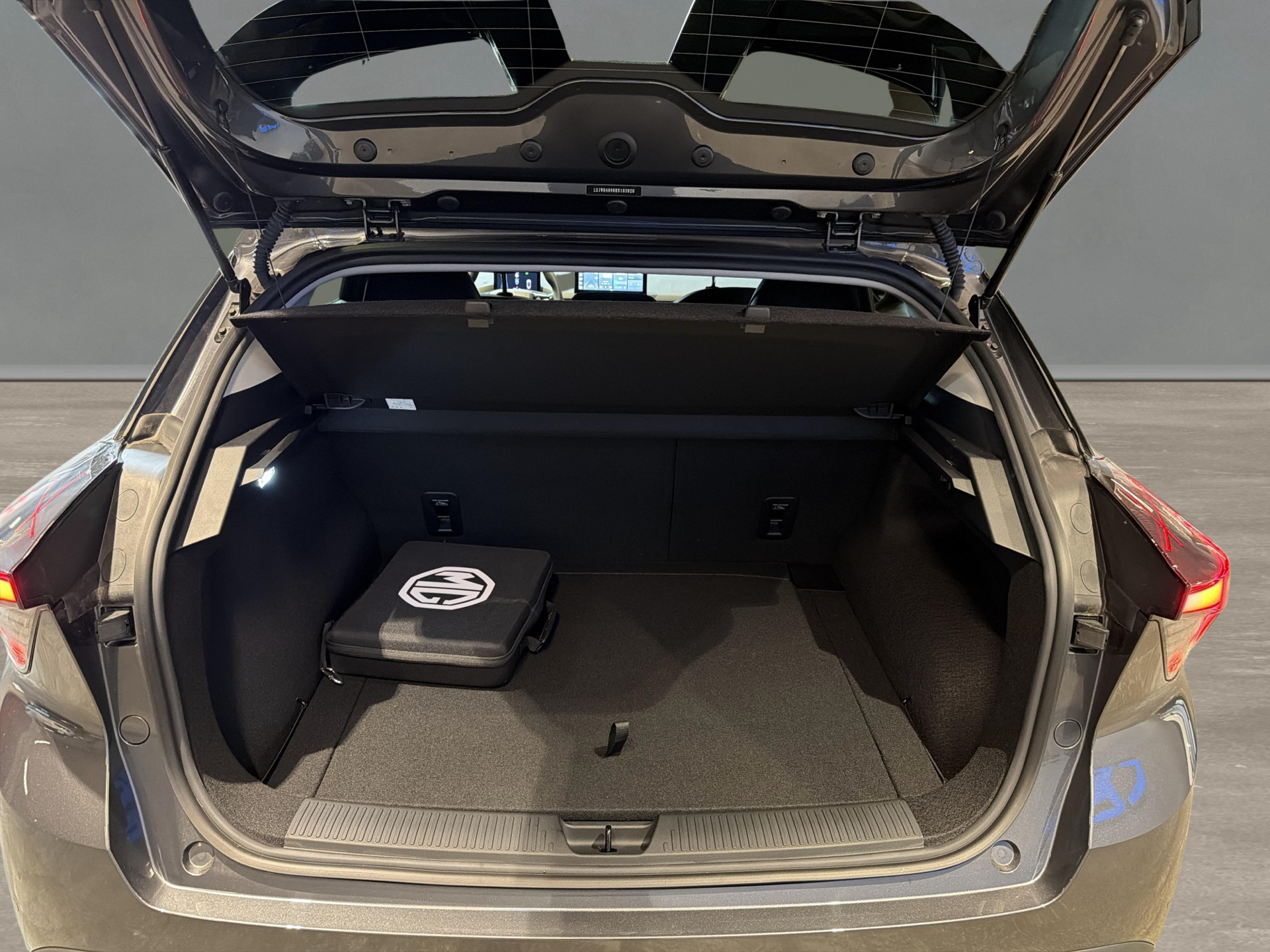 MG MG4 Electric EL Luxury Long Range 204HK 5d Aut.