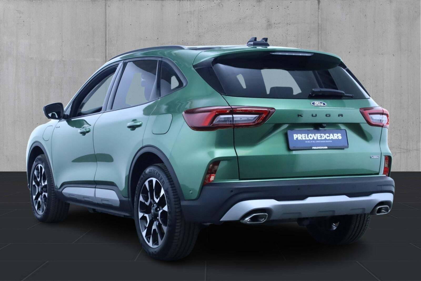 Ford Kuga 2,5 PHEV Active X CVT