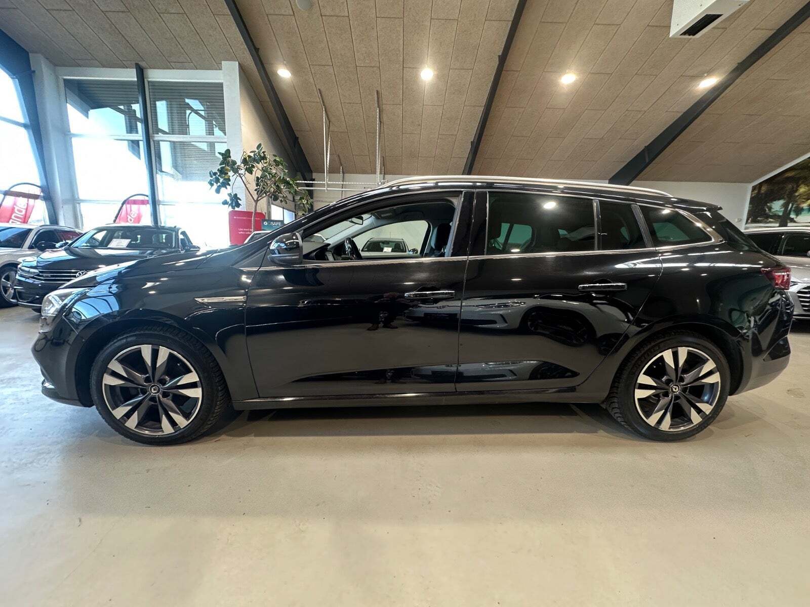 Renault Megane IV 1,3 TCe 140 Intens Sport Tourer EDC