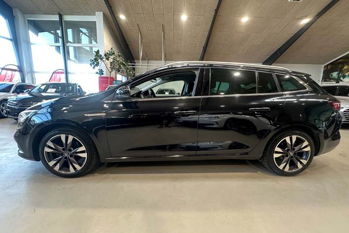 Sort Renault Megane IV fra 2019