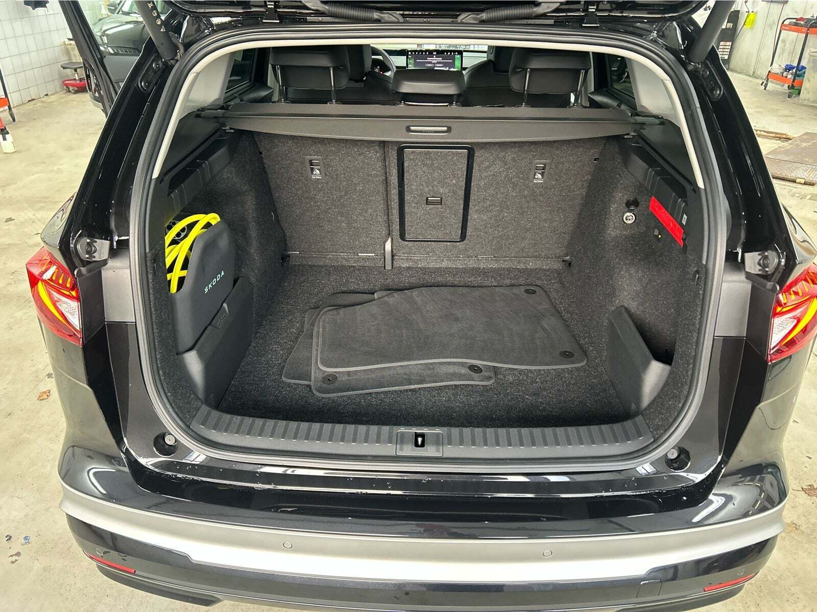 Sort Skoda Enyaq fra 2026