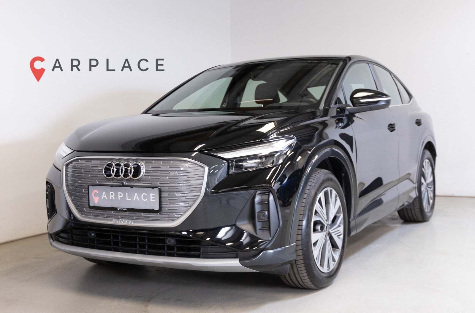 Sort Audi Q4 e-tron fra 2024