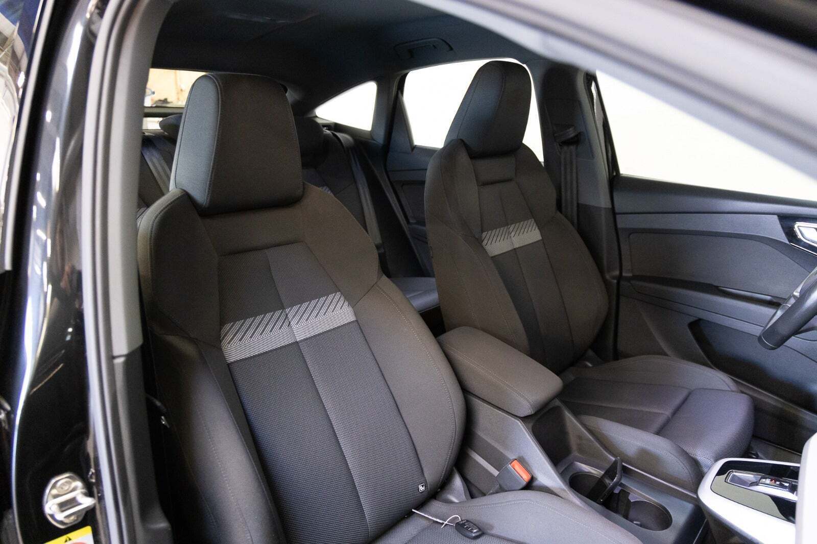 Sort Audi Q4 e-tron fra 2022