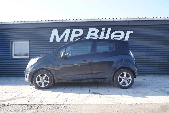 Sort Chevrolet Spark fra 2012