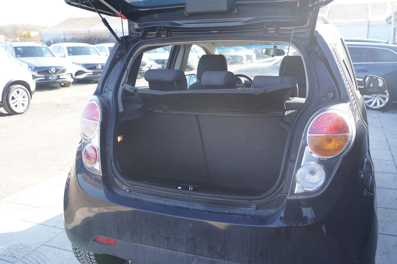 Sort Chevrolet Spark fra 2012