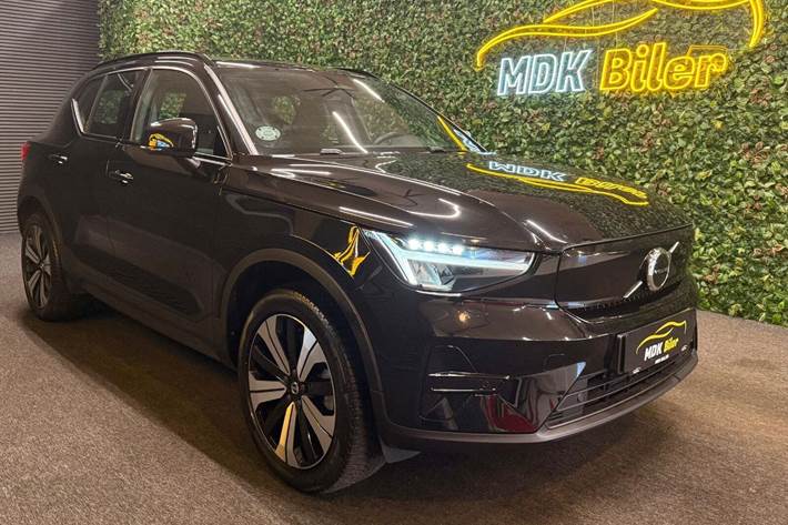 undefined Volvo XC40 fra 2022 set udefra