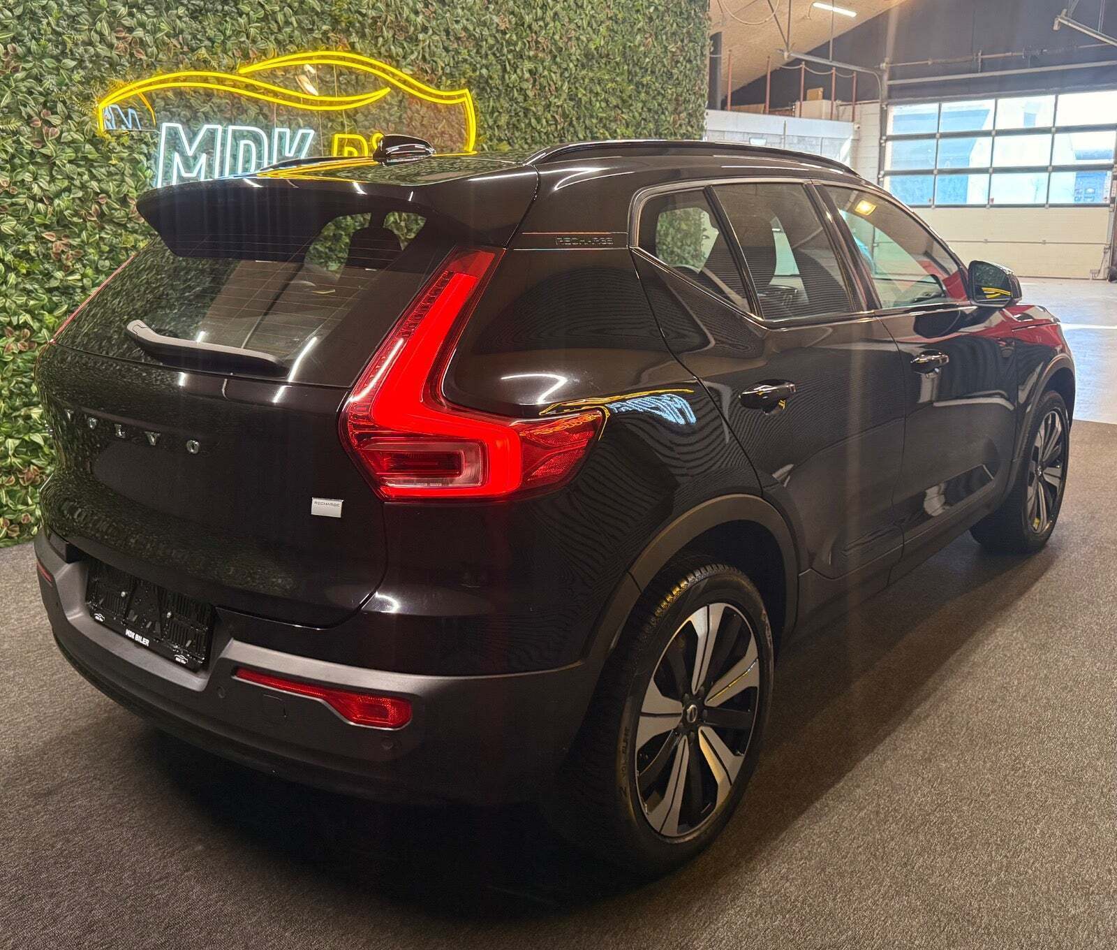 Volvo XC40 P6 ReCharge Core