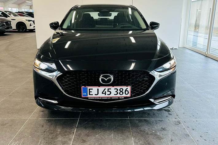 Sort Mazda 3 fra 2024