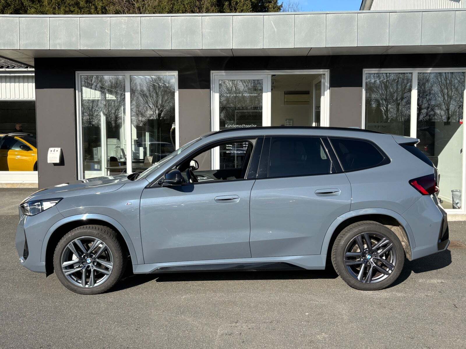 BMW iX1 eDrive20 M-Sport